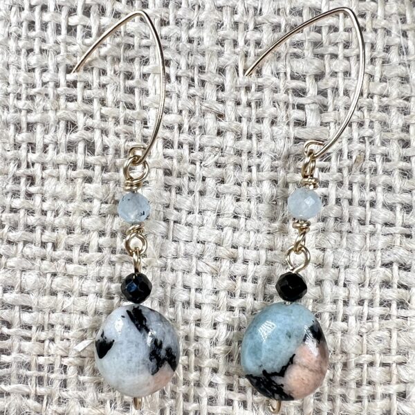 Aquamarine Pebbles Feeling Rosie Necklace and Earring Set
