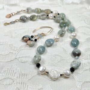 15mm untreated Aquamarine tumbled pebbles necklace and earring set