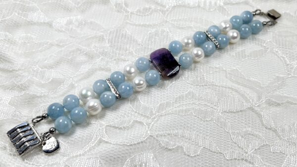 IMG_6190 Chunky Aquamarine and Pearls Double Bracelet with Amethyst Cabochon Focal
